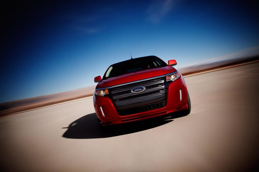  Ford Edge Sport 2011 года  (фото 31 из 65)